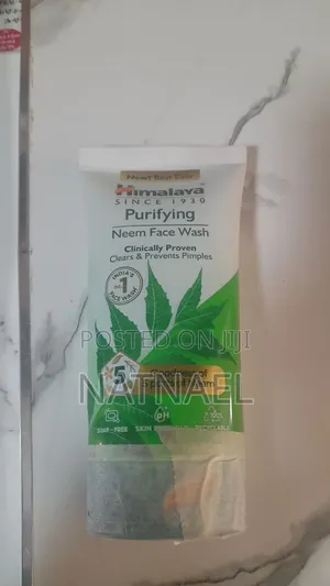Himalaya Purifying Neem Face Wash