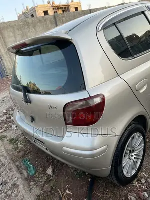 Toyota Vitz 2003