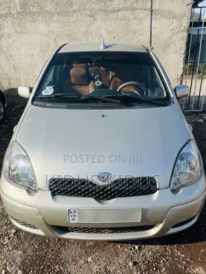 Toyota Vitz 2003