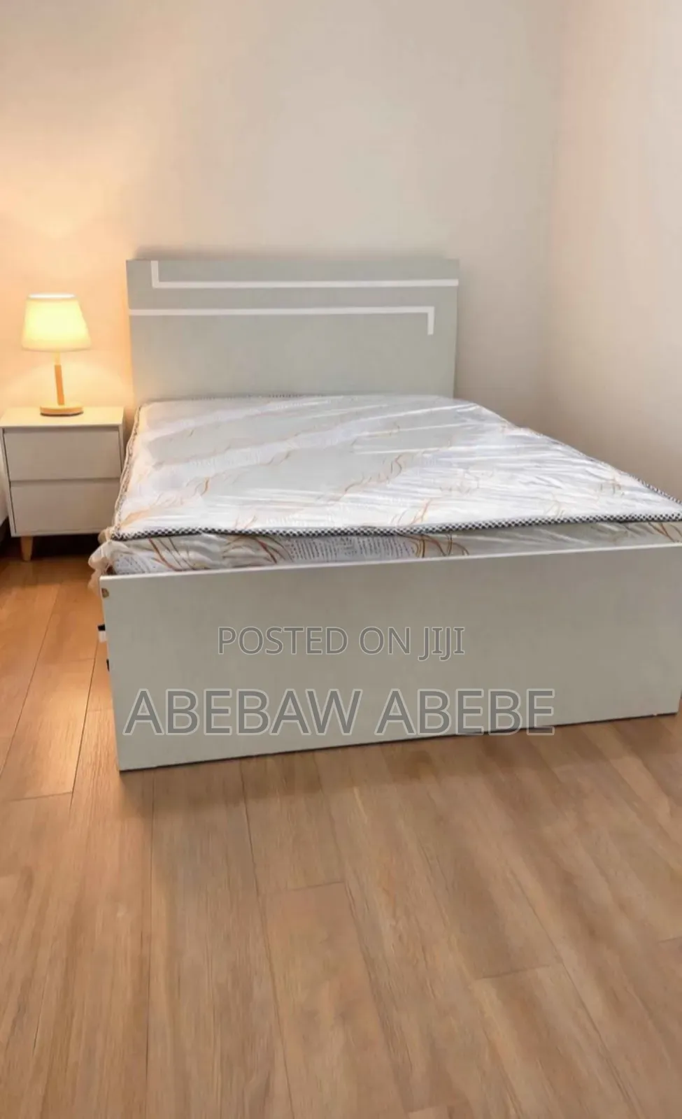 1.20 Modern Bed (አልጋ)