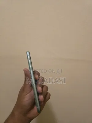 Apple iPhone 11 64 GB Green