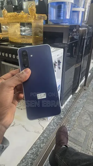 Samsung Galaxy M17 5G 128 GB Silver