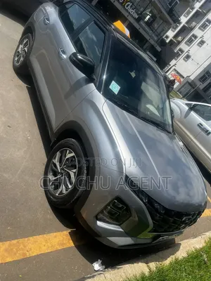 Hyundai Creta 2023 Silver