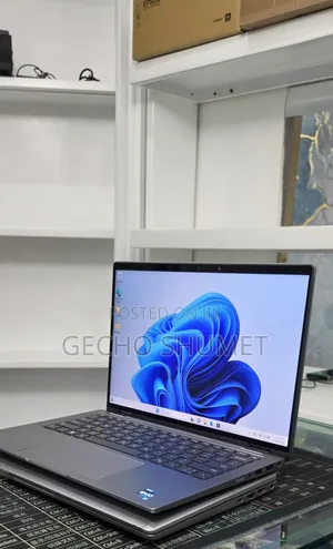 New Laptop Dell Latitude 7440 16GB Intel Core i7 SSD 512GB