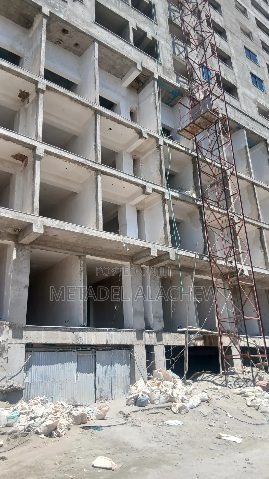 Commercial Shop for Sale at Ayat Train Station
