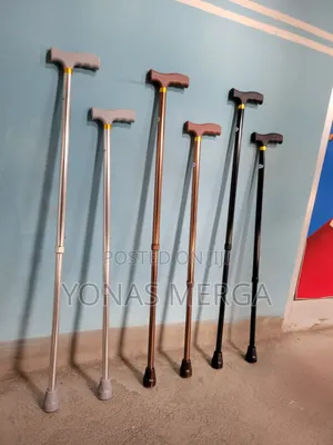 Comfort Grip Medical Adjustable Walking Cane Is Easy to Carry&maneuver