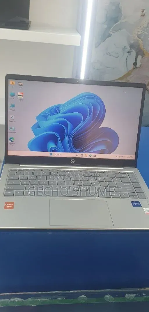 New Laptop HP Stream Notebook 16GB Intel Core i7 SSD 1T