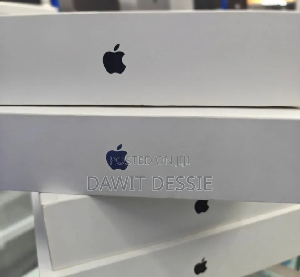 New Laptop Apple MacBook Air 2026 M5 16GB Apple M5 SSD 512GB