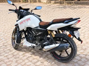 TVS Apache 180 RTR 2021 White