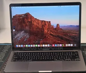 New Laptop Apple MacBook 2020 8GB Intel Core i7 SSD 256GB