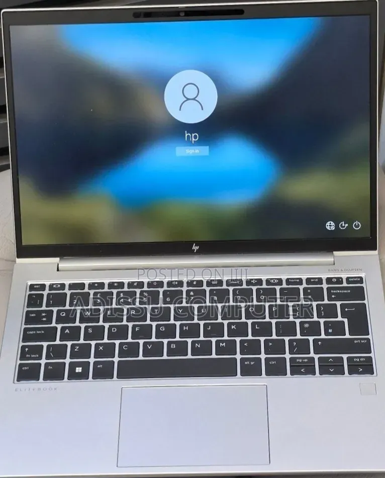 New Laptop HP Elitebook 830 G11 16GB Intel Core i5 SSD 512GB