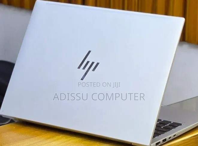 New Laptop HP Elitebook 830 G11 16GB Intel Core i5 SSD 512GB
