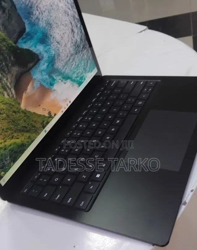 New Laptop Microsoft Surface Laptop 5 16GB Intel Core i7 SSD 256GB