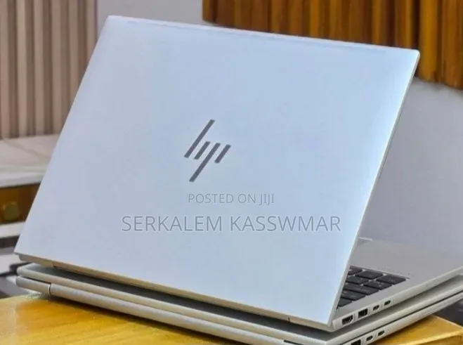 New Laptop HP EliteBook 830 G9 16GB Intel Core i5 SSD 512GB
