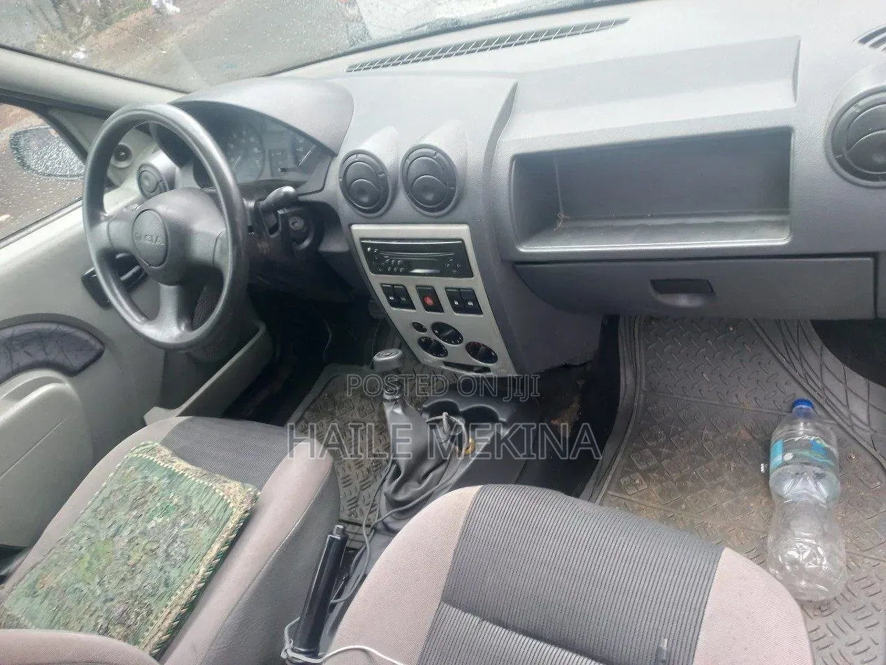 Renault Logan 2006 Green