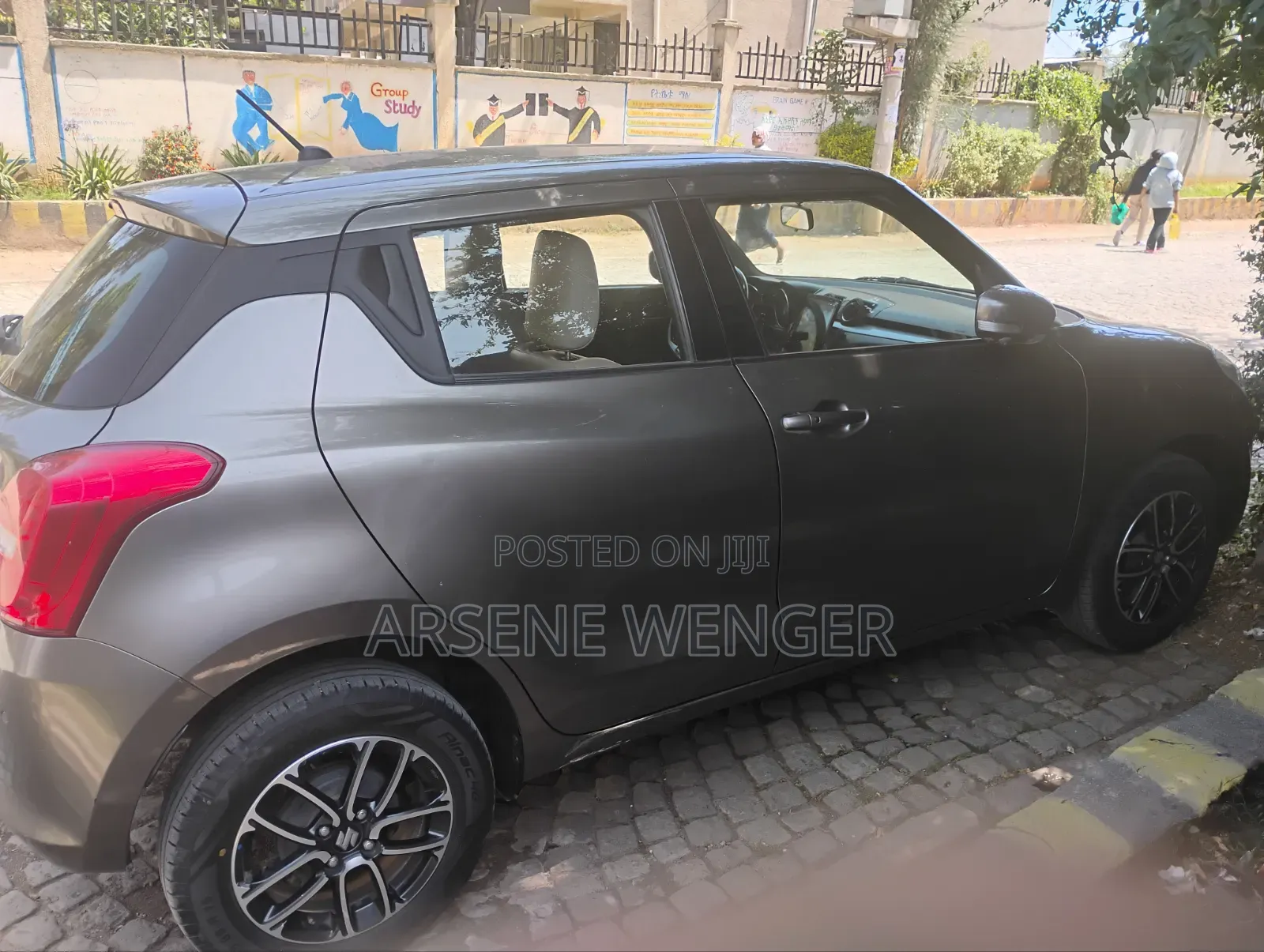 Suzuki Swift 2022 Gray