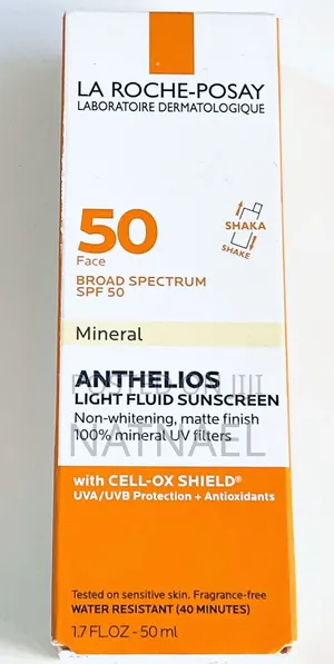 Roche-Posay Anthelios Mineral Ultra-Light Face Sunscreen Fluid SPF 50