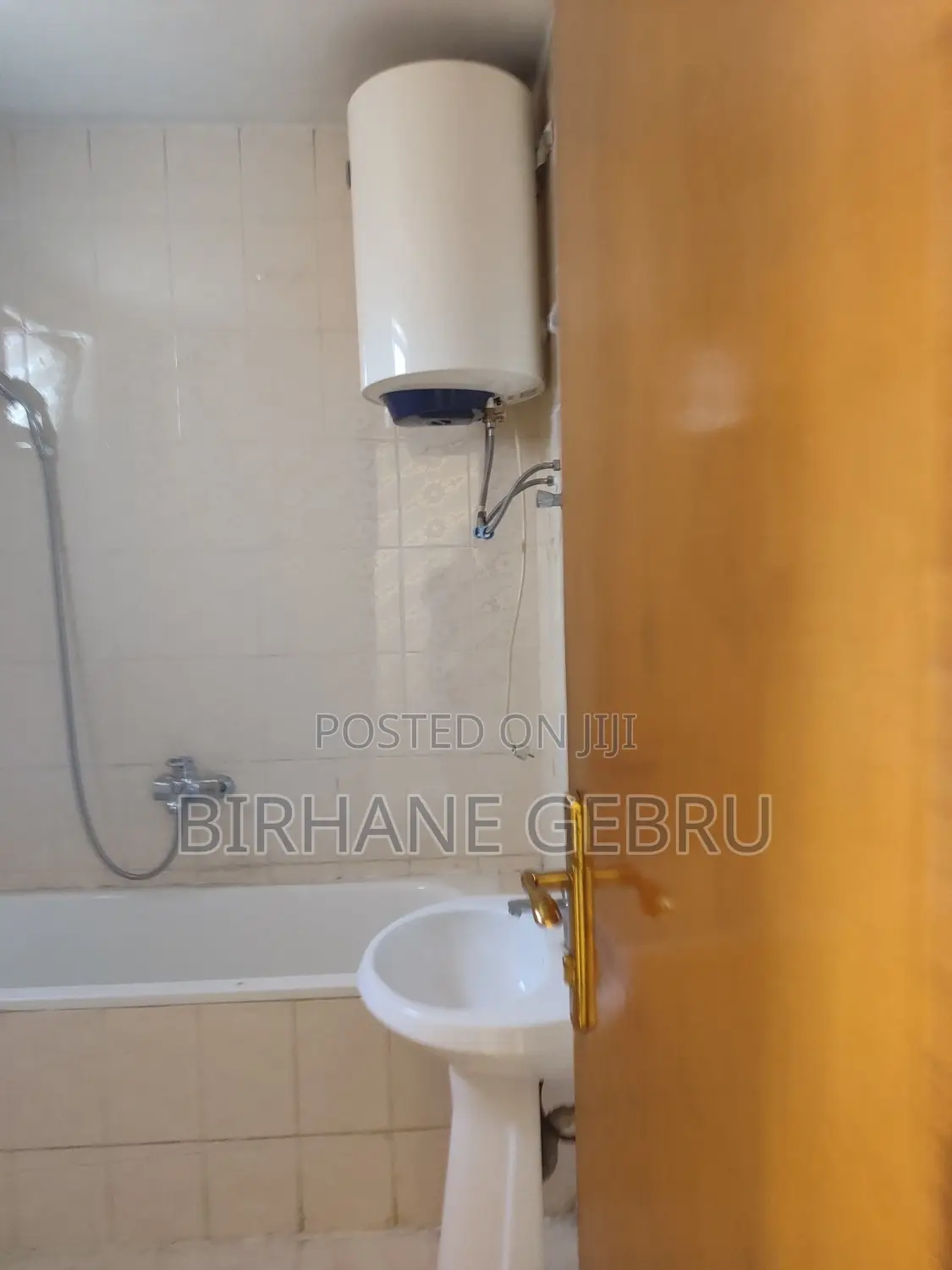Furnished 6bdrm House in G+2 Fernished House, Bole for sale