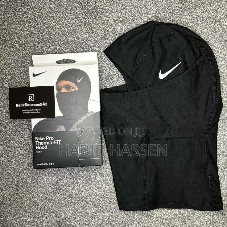 Nike Pro Therma-Fit Hood