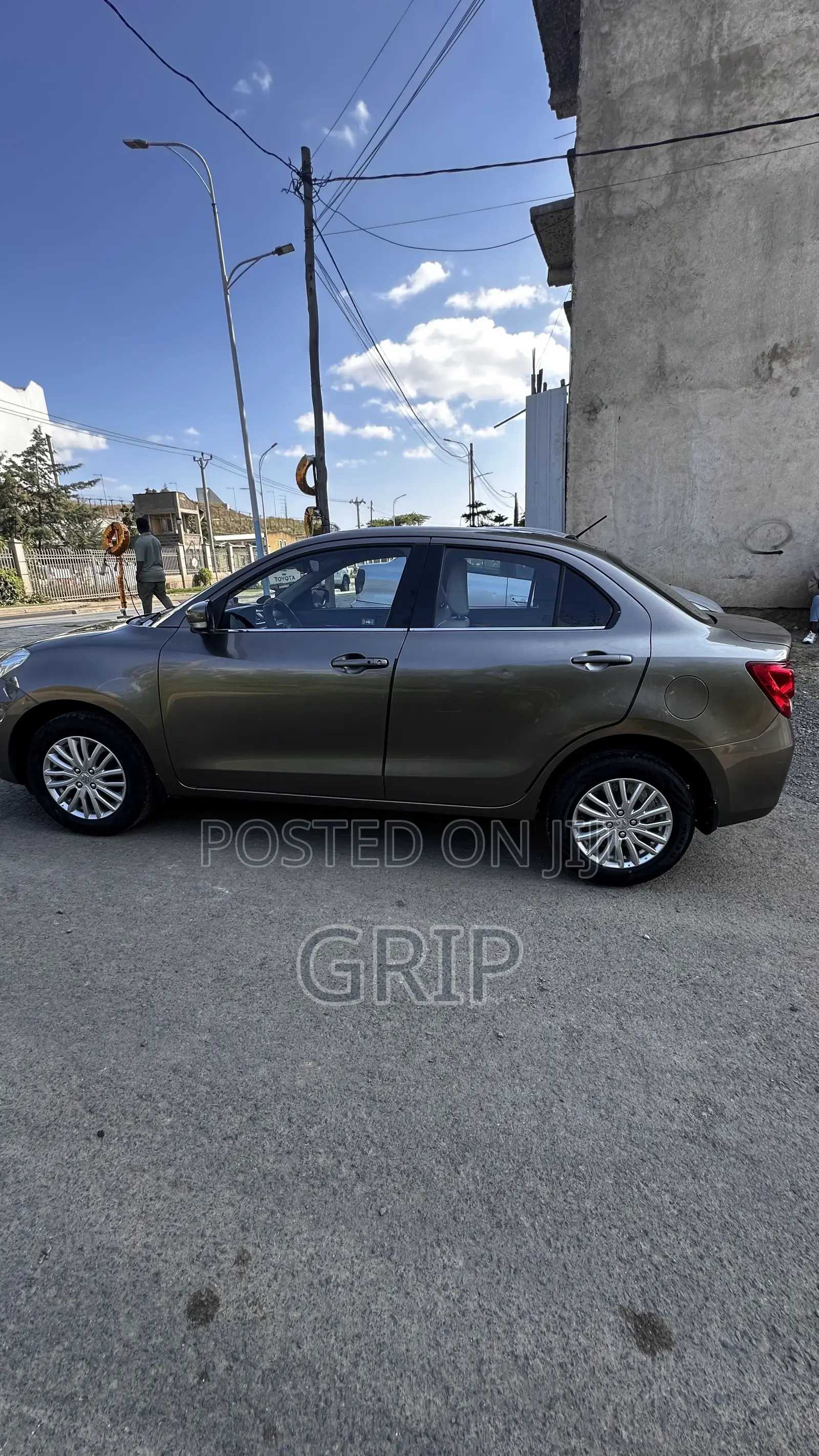 Suzuki Dzire 2022 Gray