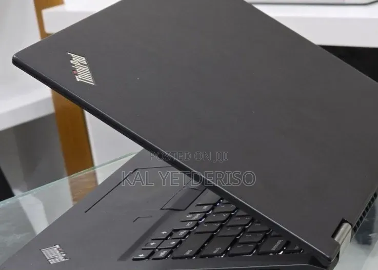 New Laptop Lenovo ThinkPad X390 Yoga 16GB Intel Core i5 SSD 512GB