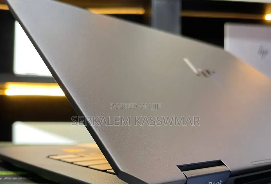 New Laptop HP OmniBook 5 14" 32GB Intel Core Ultra 9 SSD 2T