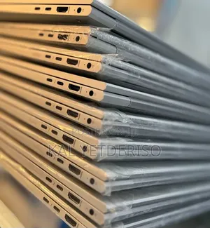 New Laptop HP EliteBook 840 G8 16GB Intel Core i5 SSD 512GB
