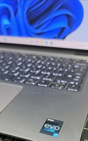 New Laptop Dell 16GB Intel Core i7 SSD 512GB