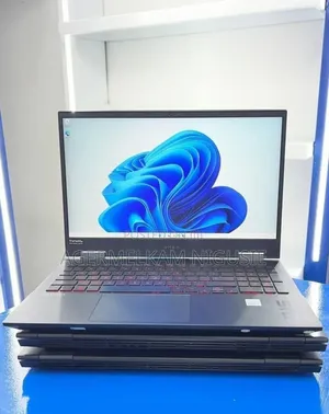 New Laptop HP OmniBook 5 16" 16GB Intel Core i7 SSD 512GB