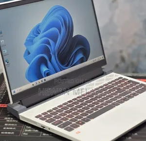 New Laptop Dell G15 5510 16GB AMD Ryzen 7 SSD 512GB