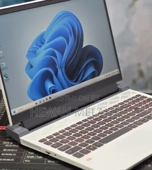 New Laptop Dell G15 5510 16GB AMD Ryzen 7 SSD 512GB