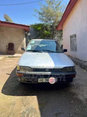 Toyota Corolla 1989 Silver