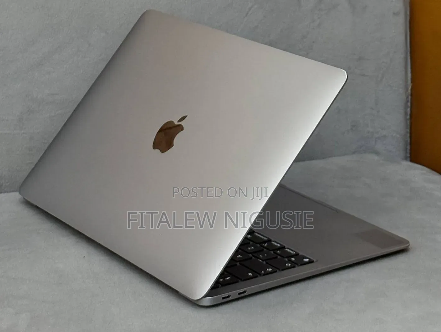 New Laptop Apple MacBook Air 2020 16GB Apple M1 SSD 256GB