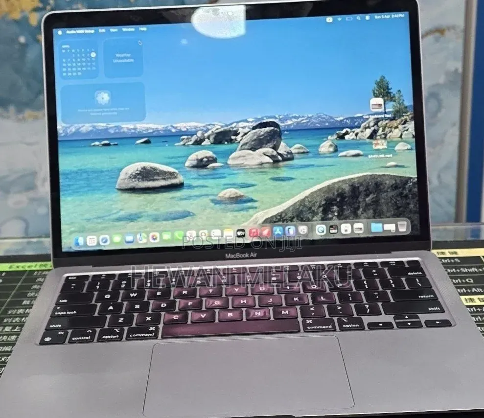 New Laptop Apple MacBook Air 2020 M1 8GB Apple M1 SSD 256GB