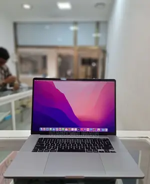 New Laptop Apple MacBook Pro 2019 32GB Intel Core I9 SSD 1T