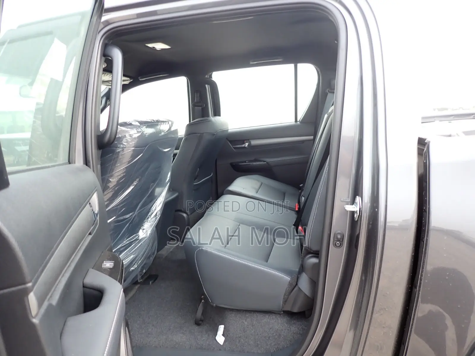 New Toyota Hilux 2026 Black