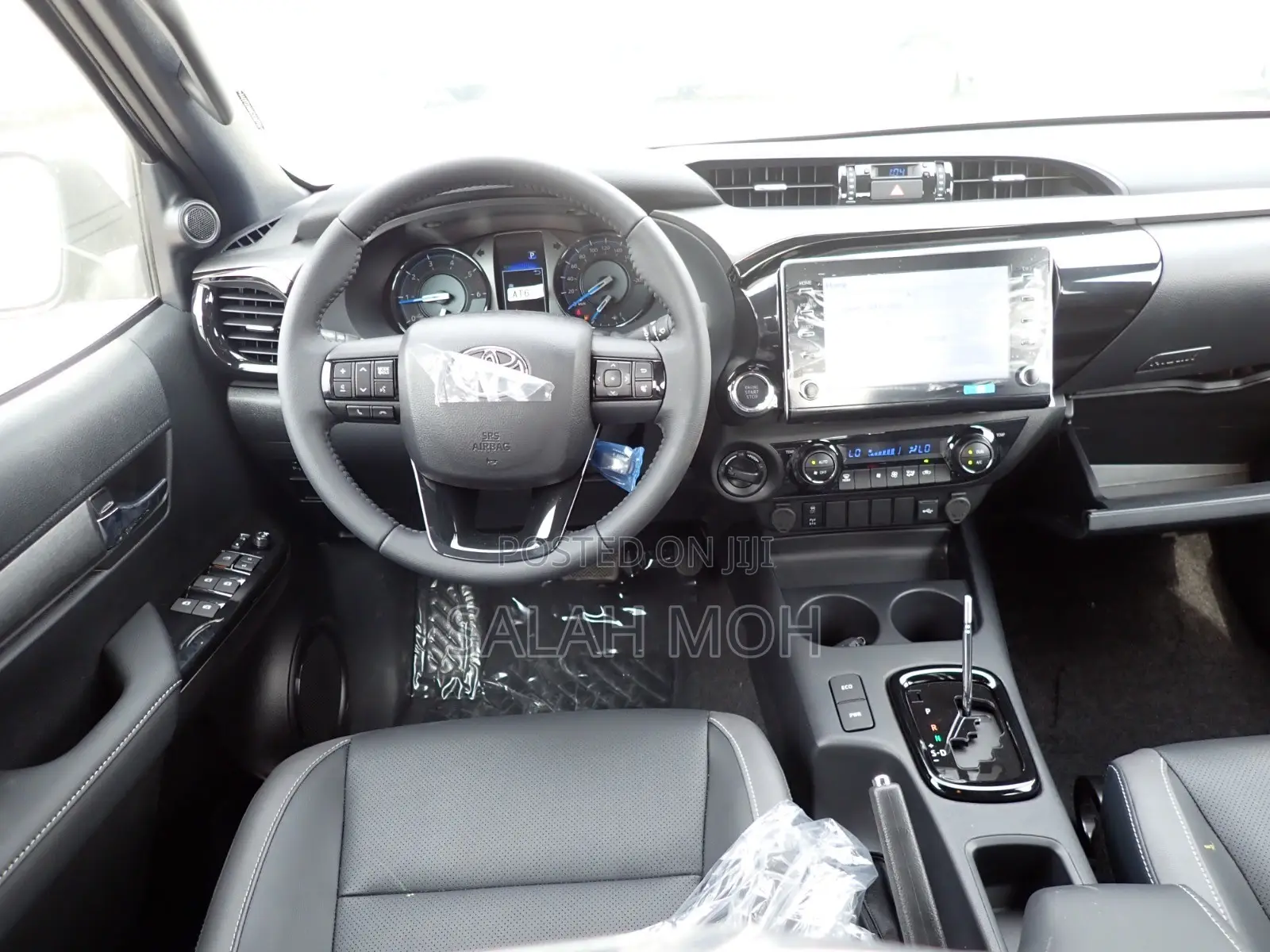 New Toyota Hilux 2026 Black