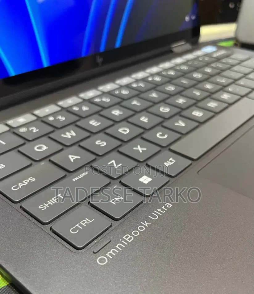 New Laptop HP OmniBook Ultra Flip 14" 32GB Intel Core Ultra 9 SSD 2T