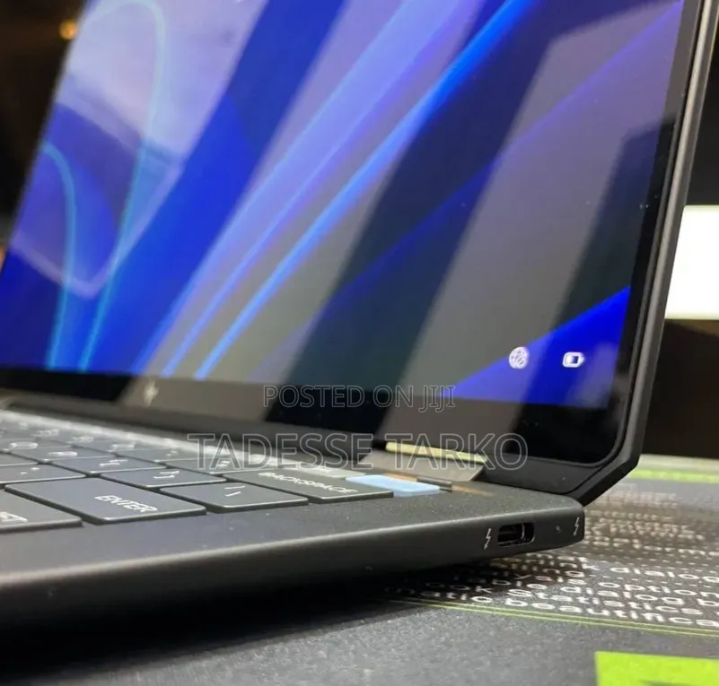 New Laptop HP OmniBook Ultra Flip 14" 32GB Intel Core Ultra 9 SSD 2T