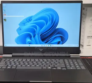 New Laptop HP Victus 16 16GB AMD Ryzen 7 SSD 512GB