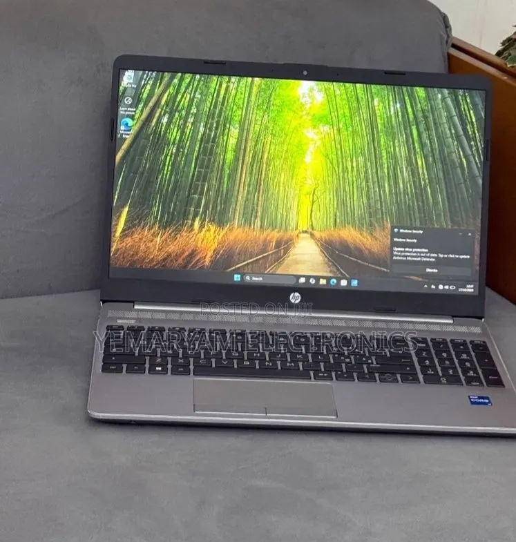 New Laptop HP Stream Notebook 8GB Intel Core i7 HDD+SSD 1T