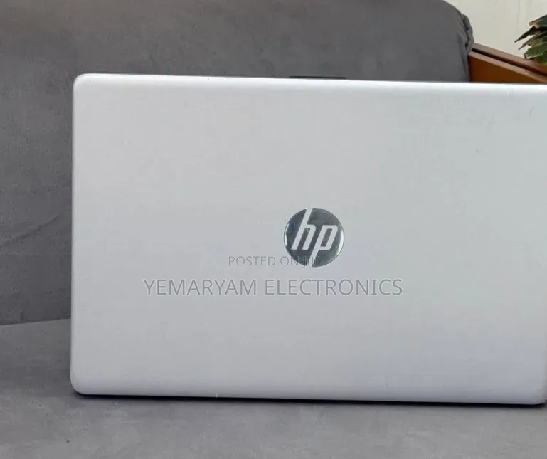 New Laptop HP Stream Notebook 8GB Intel Core i7 HDD+SSD 1T