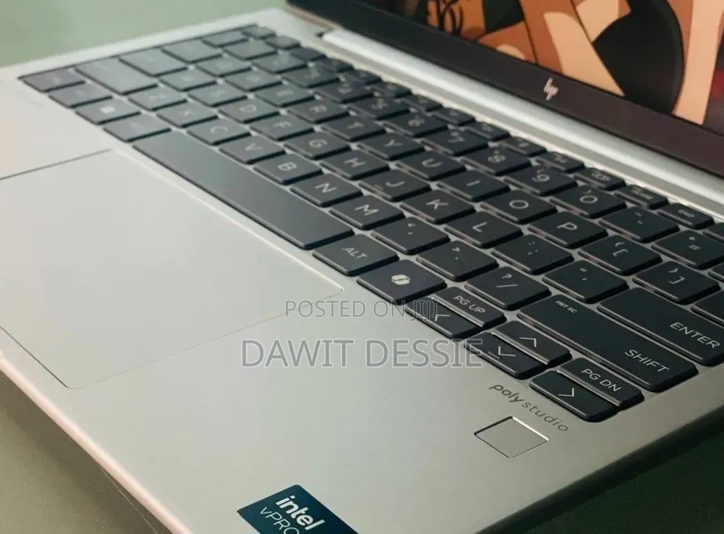 New Laptop HP EliteBook 630 G10 16GB Intel Core Ultra 7 SSD 1T