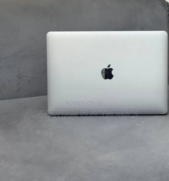 New Laptop Apple MacBook Air 2020 M1 16GB Apple M1 SSD 256GB