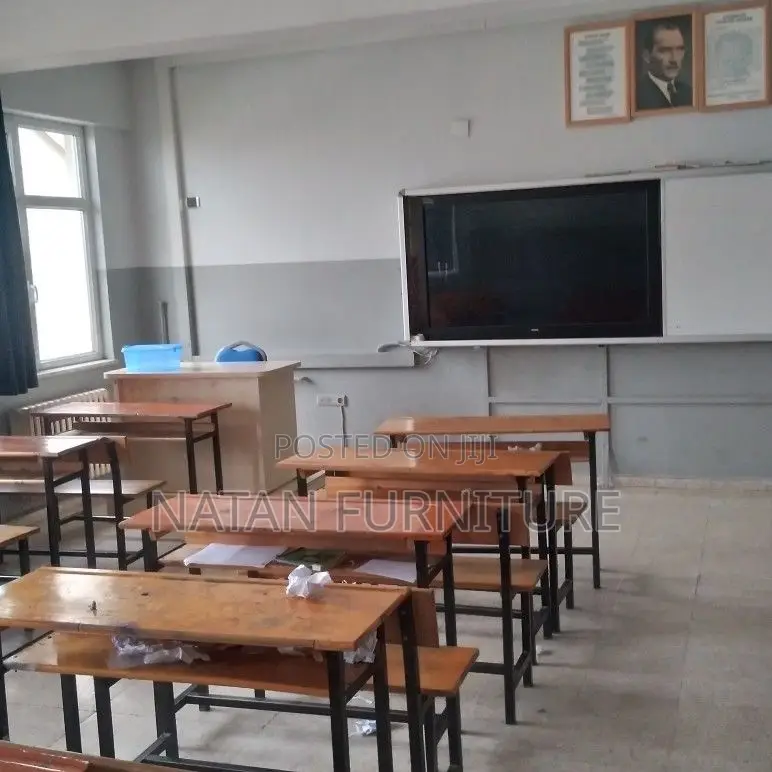 Desk for Three Students for Highschool