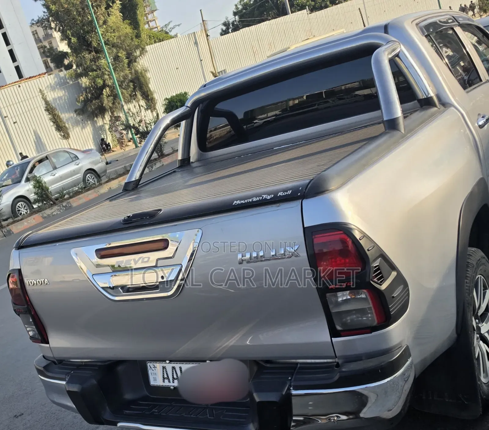 Toyota Hilux 2018 Silver