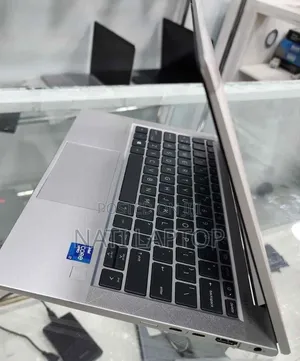 New Laptop HP EliteBook 840 G8 16GB Intel Core i7 SSD 512GB