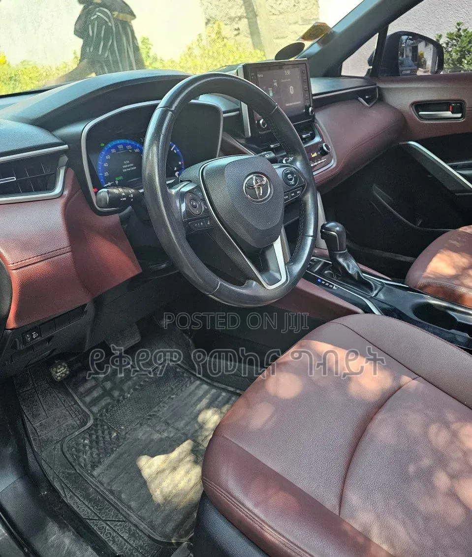 Toyota Corolla 2022 Gray