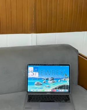 New Laptop Apple MacBook Air 2020 M1 8GB Apple M1 SSD 256GB