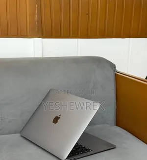 New Laptop Apple MacBook Air 2020 M1 8GB Apple M1 SSD 256GB